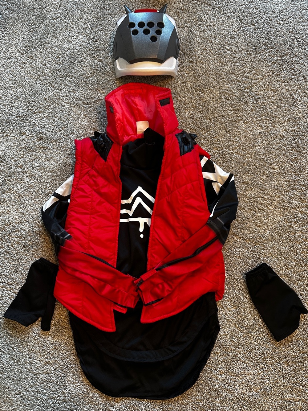 X-Lord Kids Costume - Red & Black in size M - Picture 2 of 3